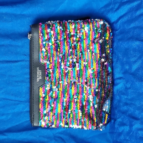 Limited Edition Victoria's Secret Sequin Pouch Make up Bag - Picture 1 of 9